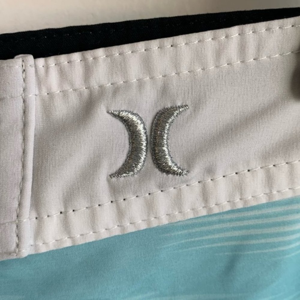 Hurley Phantom Blue Striped Board Shorts Size 30 - Picture 5 of 8